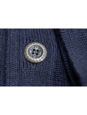 Veste boutonnée pure laine coupe confort, avec deux poches.