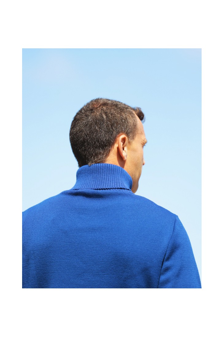 Pull col roulé OUESSANT Bleu roi - 50% laine coupe confort