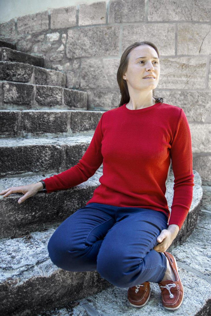 Red CARAIBE round neck sweater - 50% wool comfort fit