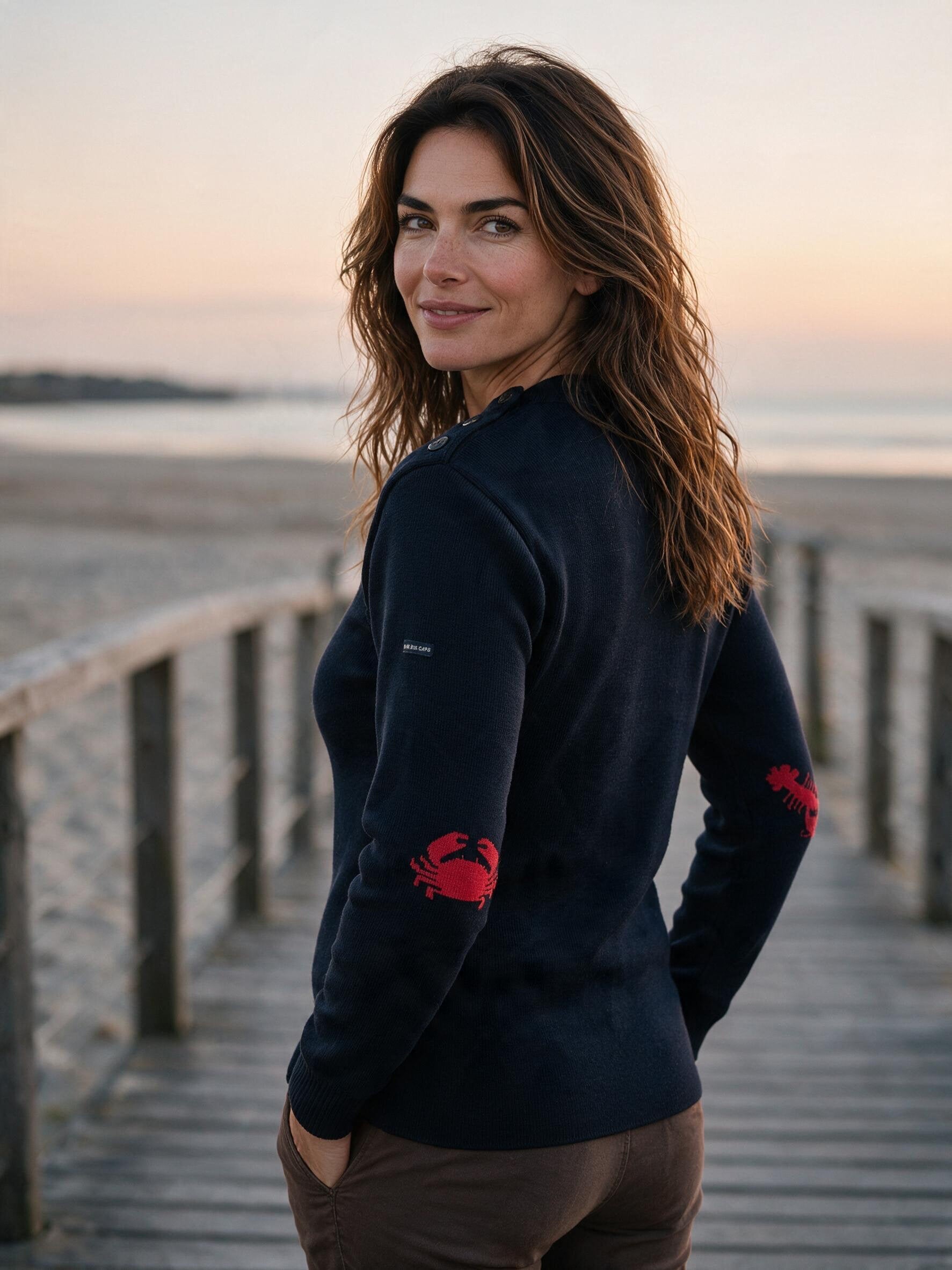Pull marin femme laine coudières Homard & Crabe — Baie des Caps