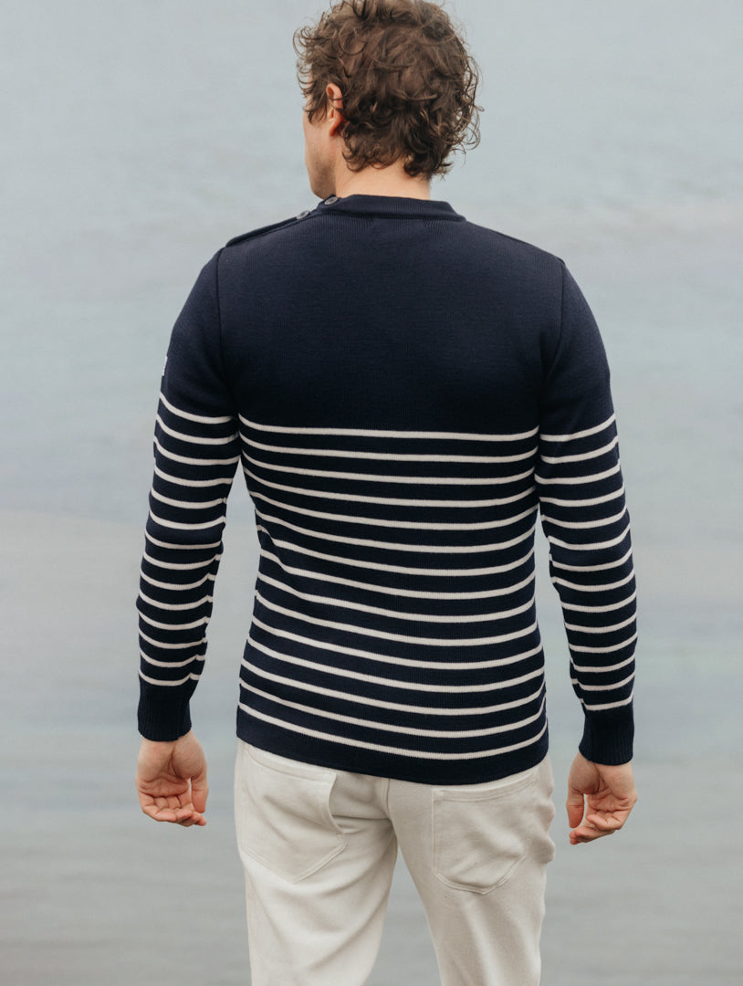 Pull marin ajuste homme marine ecru